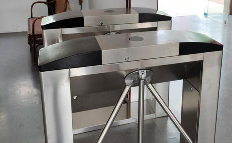 景区门禁系统整合闸机与票务，实现智慧景区