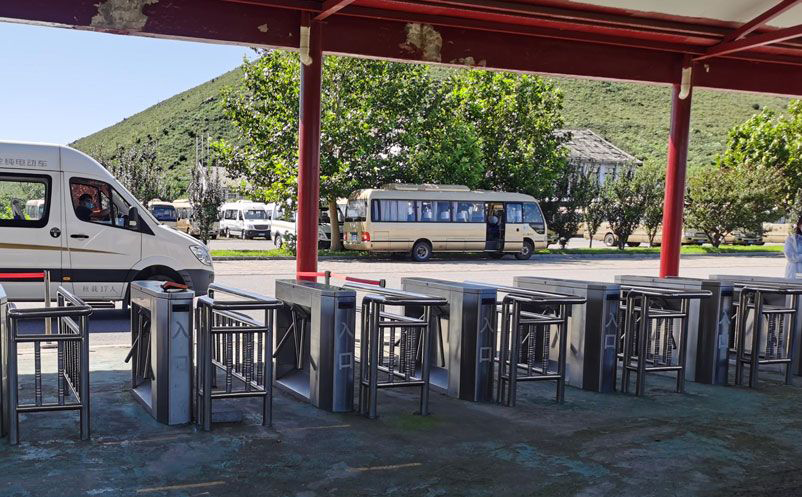 景区道闸系统对检票岗位配置的影响