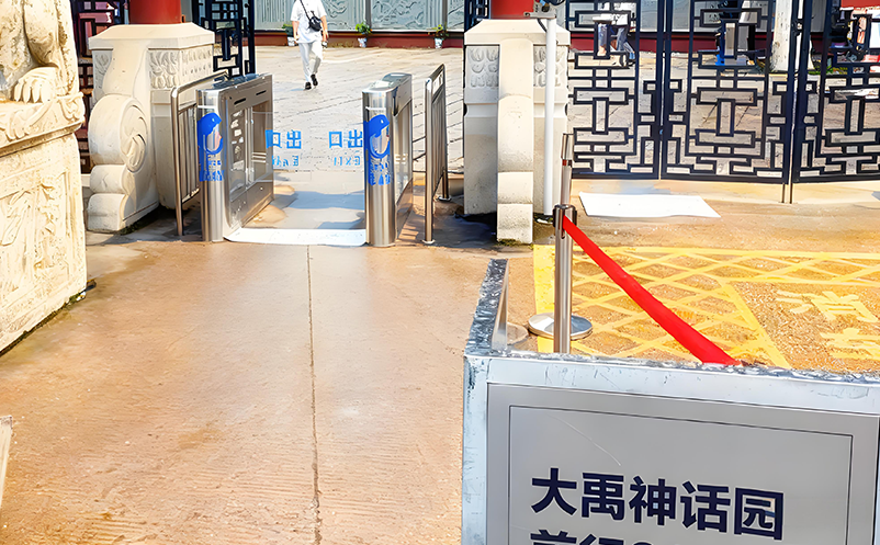 定制化服务：为您的景区量身打造门禁道闸系统