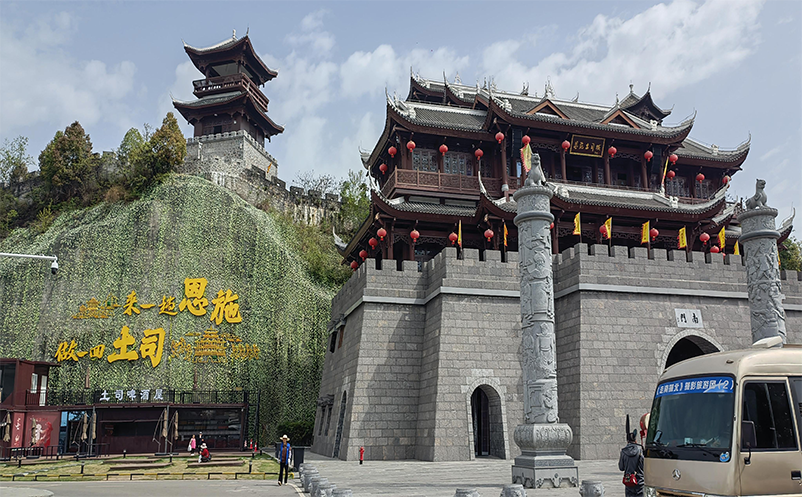 景区门禁道闸系统断网断电怎么办?本地权限与应急放行设计 景区门禁道闸系统断网断电怎么办?本地权限与应急放行设计